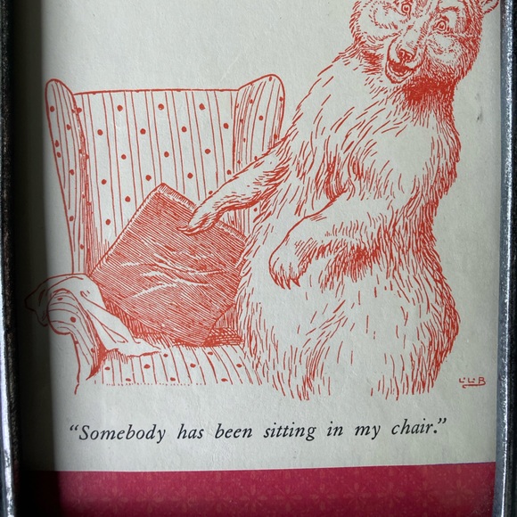 Ornate Metal Frame - Grand Luxe by Concepts w/ Vintage Book Art! One of a kind! - Picture 12 of 14